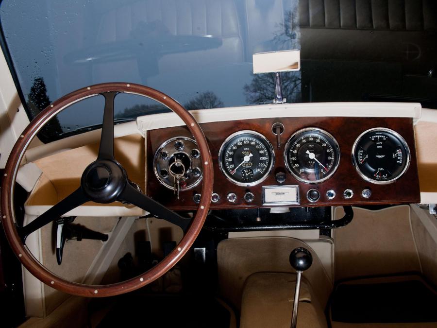 Торпедо Aston Martin DB2/4 Sports Saloon 1953 года  (фото 8 из 15)